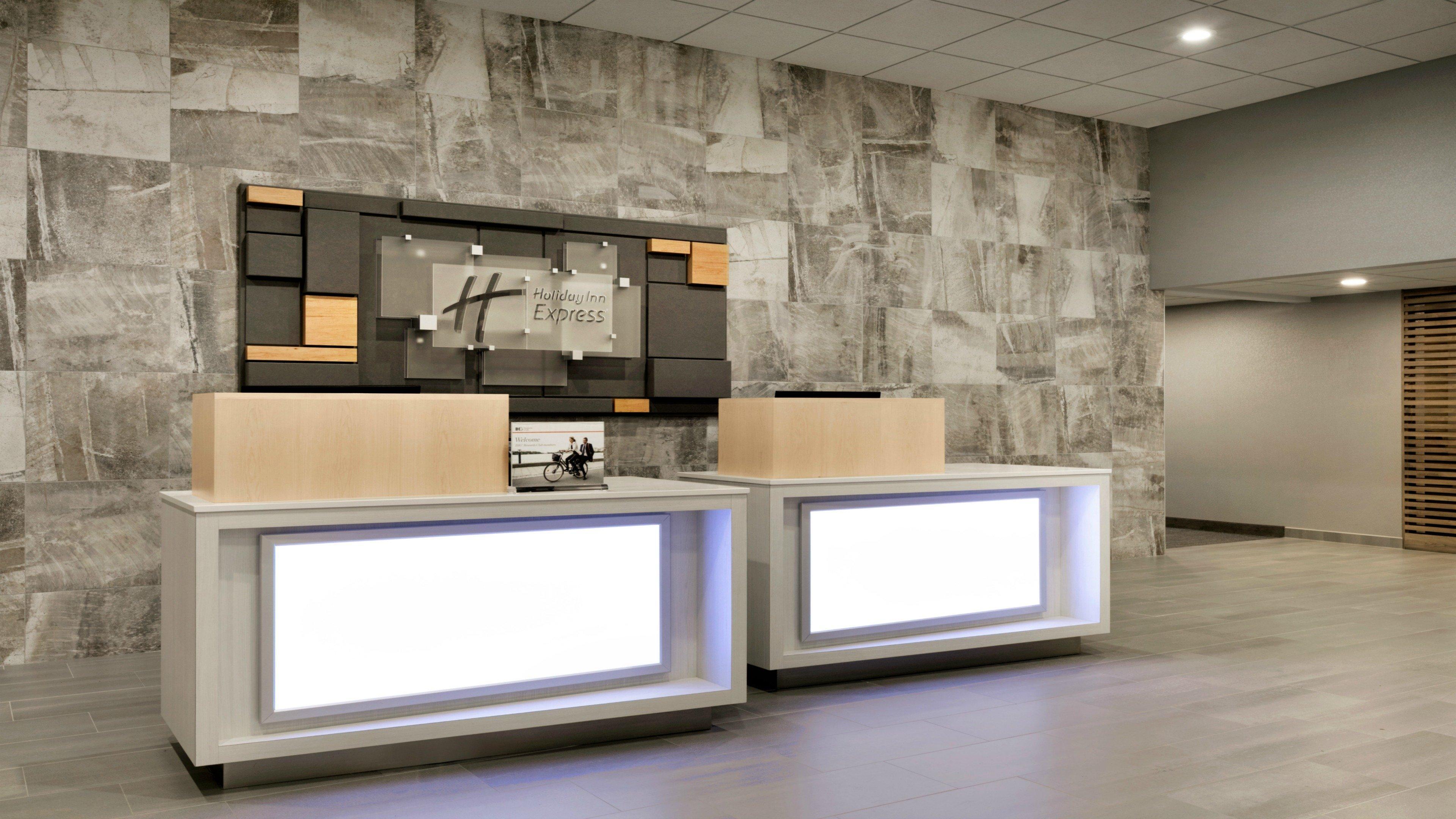 Holiday Inn Express - Williamsburg Busch Gardens Area By Ihg Bagian luar foto