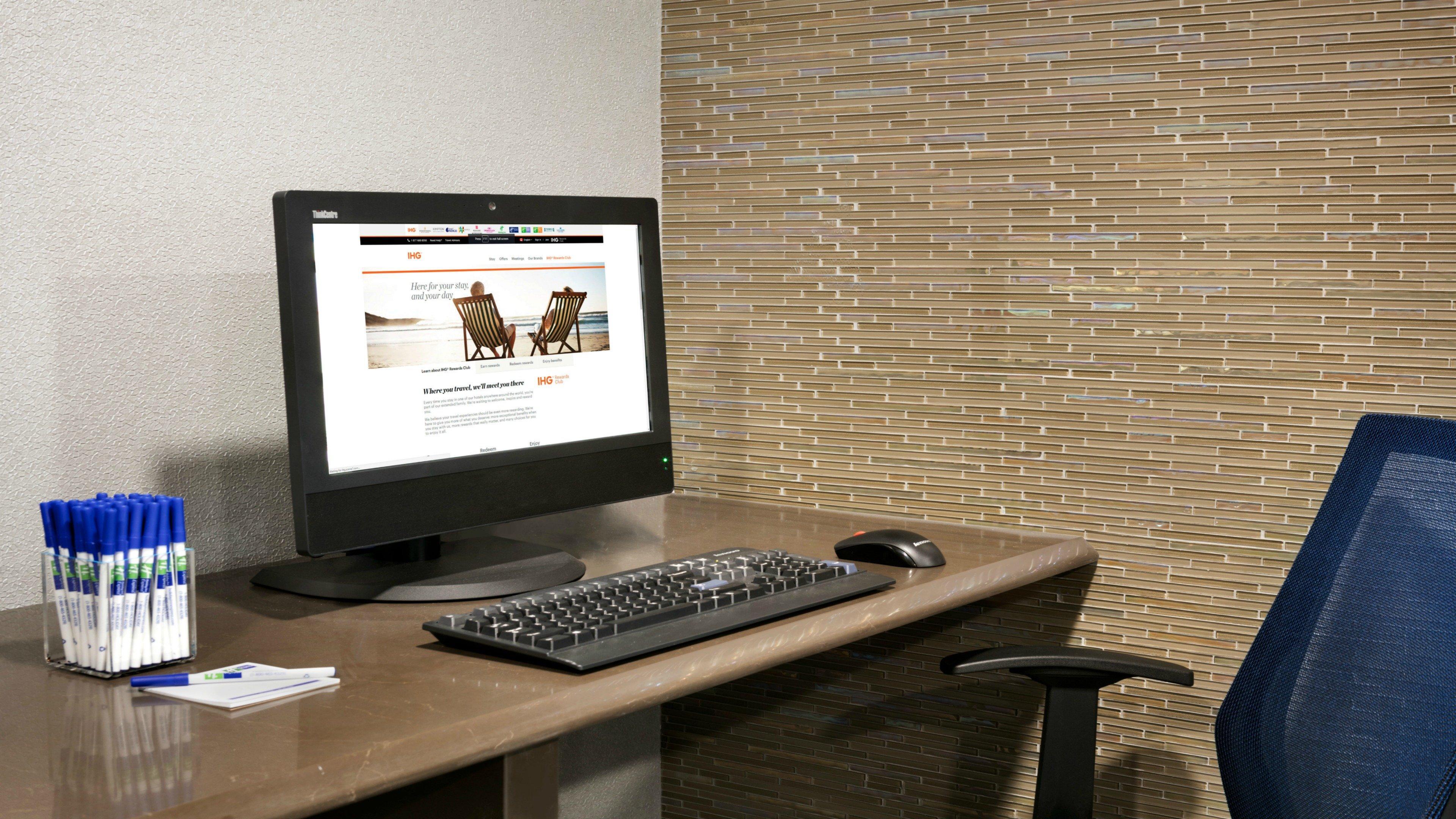 Holiday Inn Express - Williamsburg Busch Gardens Area By Ihg Bagian luar foto