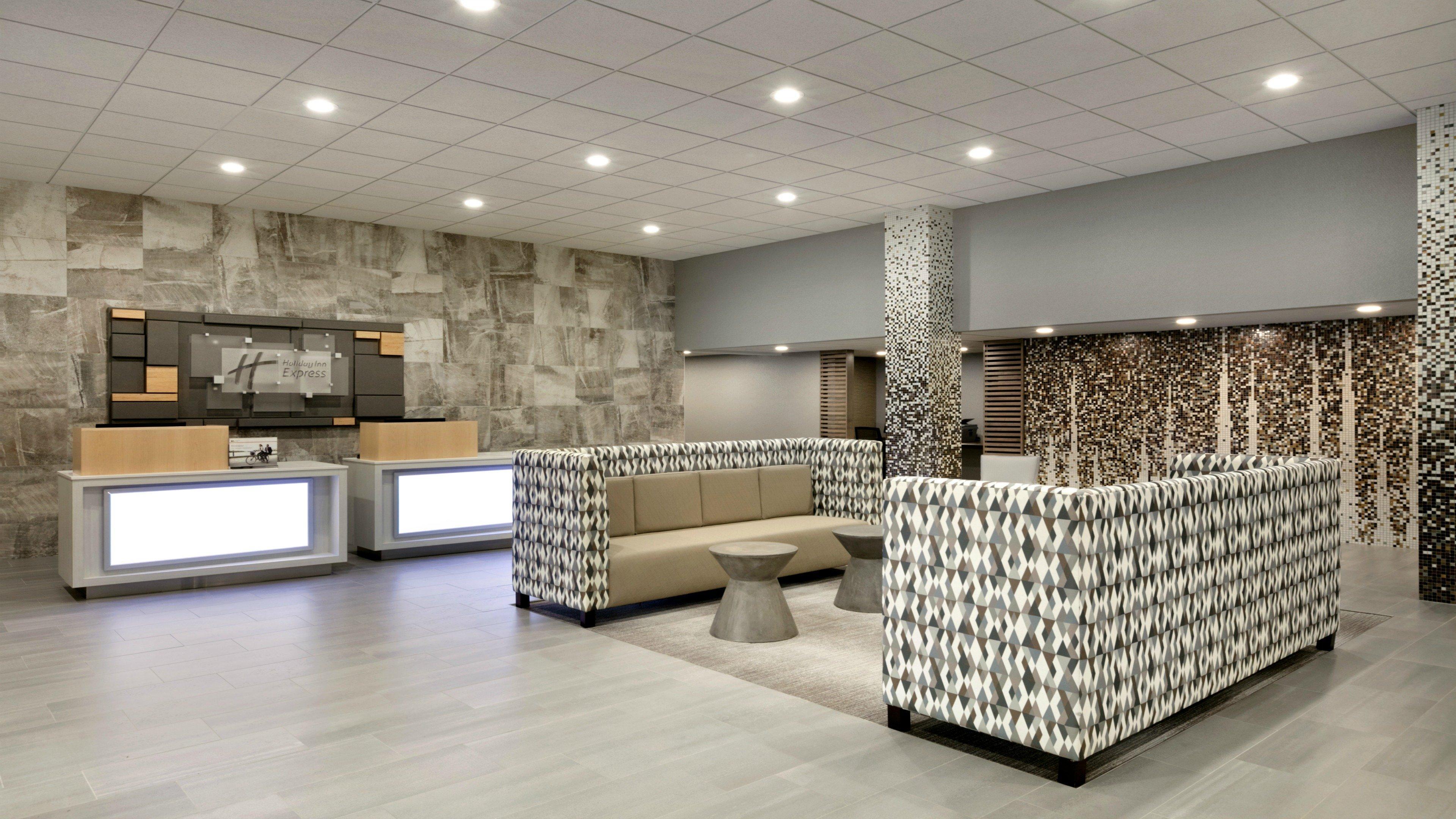 Holiday Inn Express - Williamsburg Busch Gardens Area By Ihg Bagian luar foto