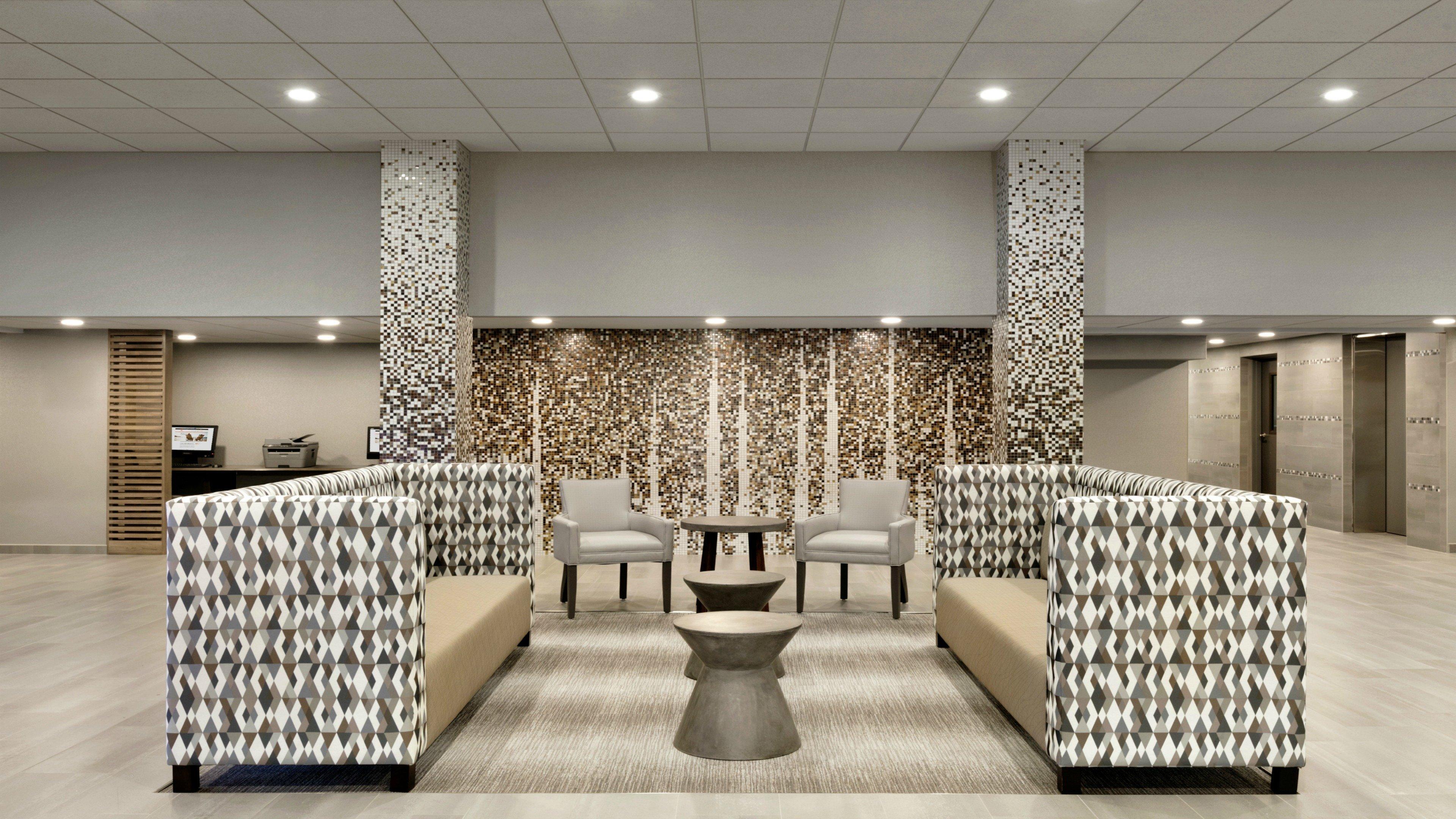 Holiday Inn Express - Williamsburg Busch Gardens Area By Ihg Bagian luar foto
