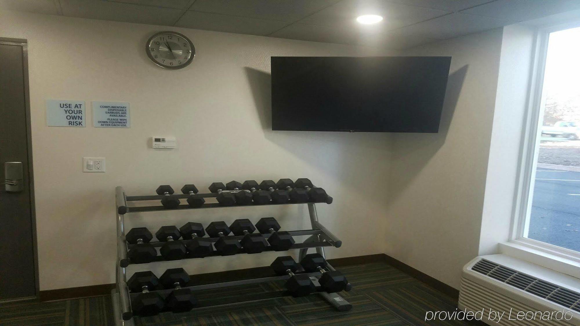 Holiday Inn Express - Williamsburg Busch Gardens Area By Ihg Bagian luar foto